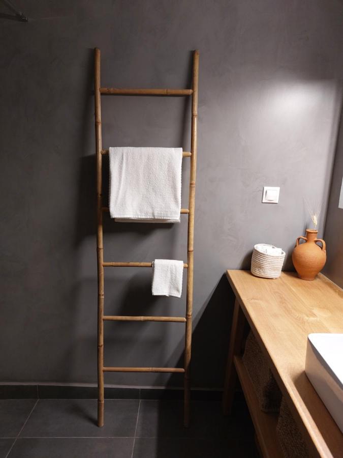 Christina-Anna Athens City Center Walking Distance To Everywhere And Acropolis, In One Of The Most Favorable Locations By National Gardens And Zoo, Hellenic Parliament In Syntagma And Stylish Exquisite Kolonaki Cozy Renovated Apartment المظهر الخارجي الصورة