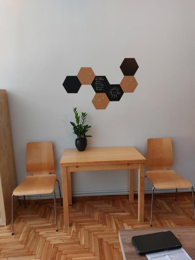 Christina-Anna Athens City Center Walking Distance To Everywhere And Acropolis, In One Of The Most Favorable Locations By National Gardens And Zoo, Hellenic Parliament In Syntagma And Stylish Exquisite Kolonaki Cozy Renovated Apartment المظهر الخارجي الصورة