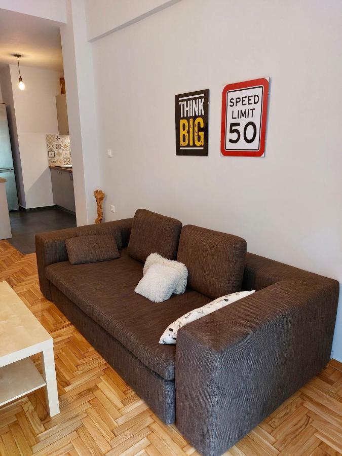 Christina-Anna Athens City Center Walking Distance To Everywhere And Acropolis, In One Of The Most Favorable Locations By National Gardens And Zoo, Hellenic Parliament In Syntagma And Stylish Exquisite Kolonaki Cozy Renovated Apartment المظهر الخارجي الصورة