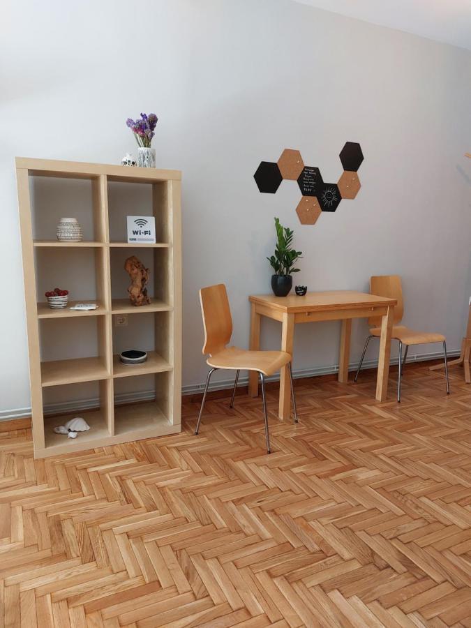 Christina-Anna Athens City Center Walking Distance To Everywhere And Acropolis, In One Of The Most Favorable Locations By National Gardens And Zoo, Hellenic Parliament In Syntagma And Stylish Exquisite Kolonaki Cozy Renovated Apartment المظهر الخارجي الصورة